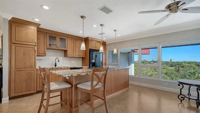 $599,900 | 1100 Imperial Drive, Unit 608, Sarasota, FL 34236