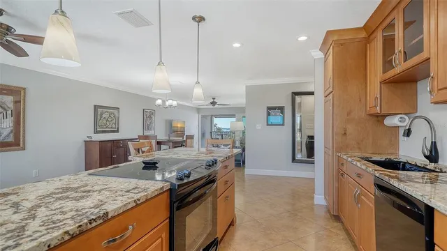 $599,900 | 1100 Imperial Drive, Unit 608, Sarasota, FL 34236