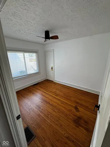 $1,580 | 2532 East 17th Street, Indianapolis, IN 46218