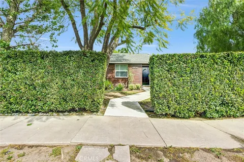 $1,099,988 | 6830 Bothwell Road, Reseda, CA 91335