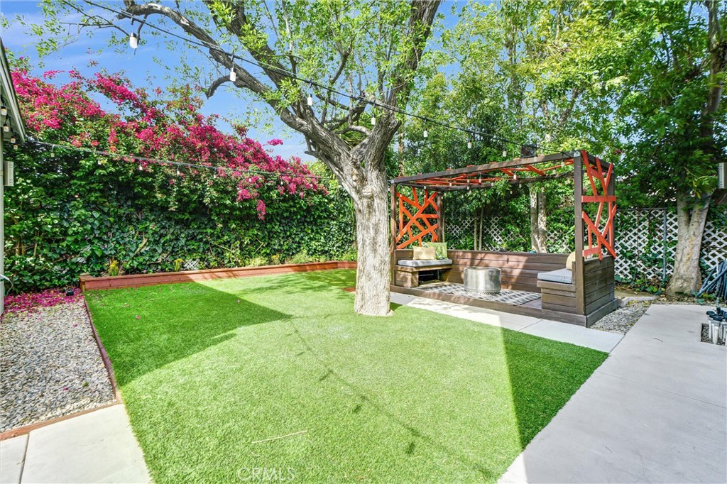 6830 Bothwell Road Reseda, CA 91335 - Photo 24 of 51