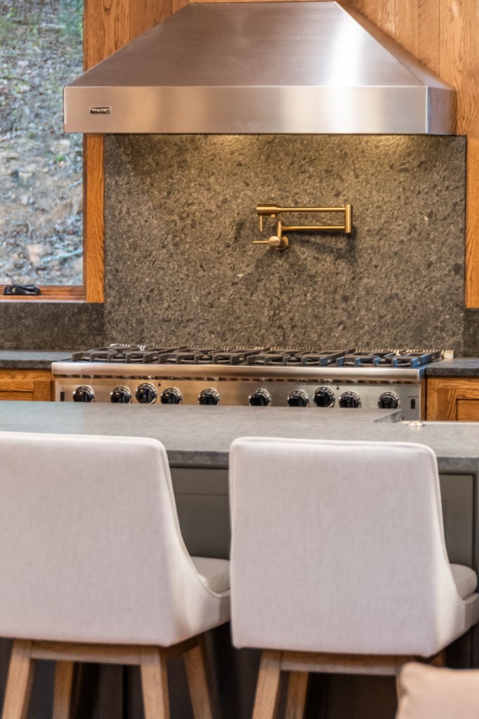 156 Horatio Drive Blue Ridge, GA 30513 - Photo 13 of 98