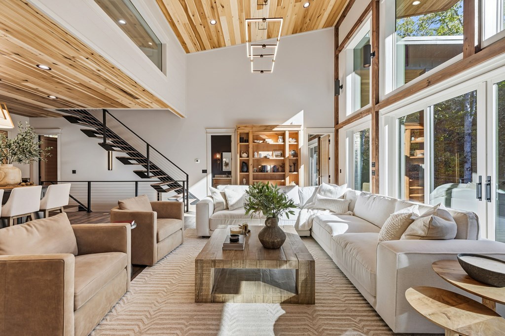 156 Horatio Drive Blue Ridge, GA 30513 - Photo 21 of 98