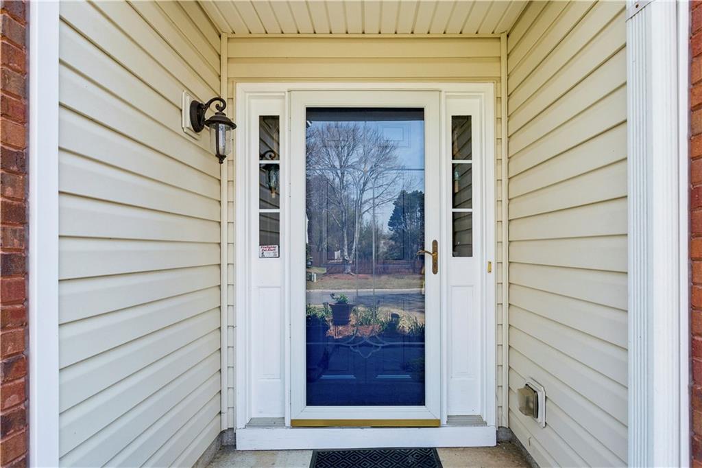 275 Carrington Way Canton, GA 30115 - Photo 3 of 27