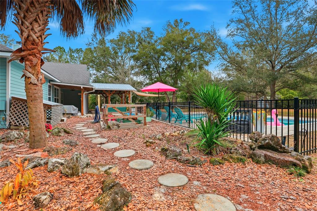 9127 Southwest 84th Street Gainesville, FL 32608 - Photo 59 of 76