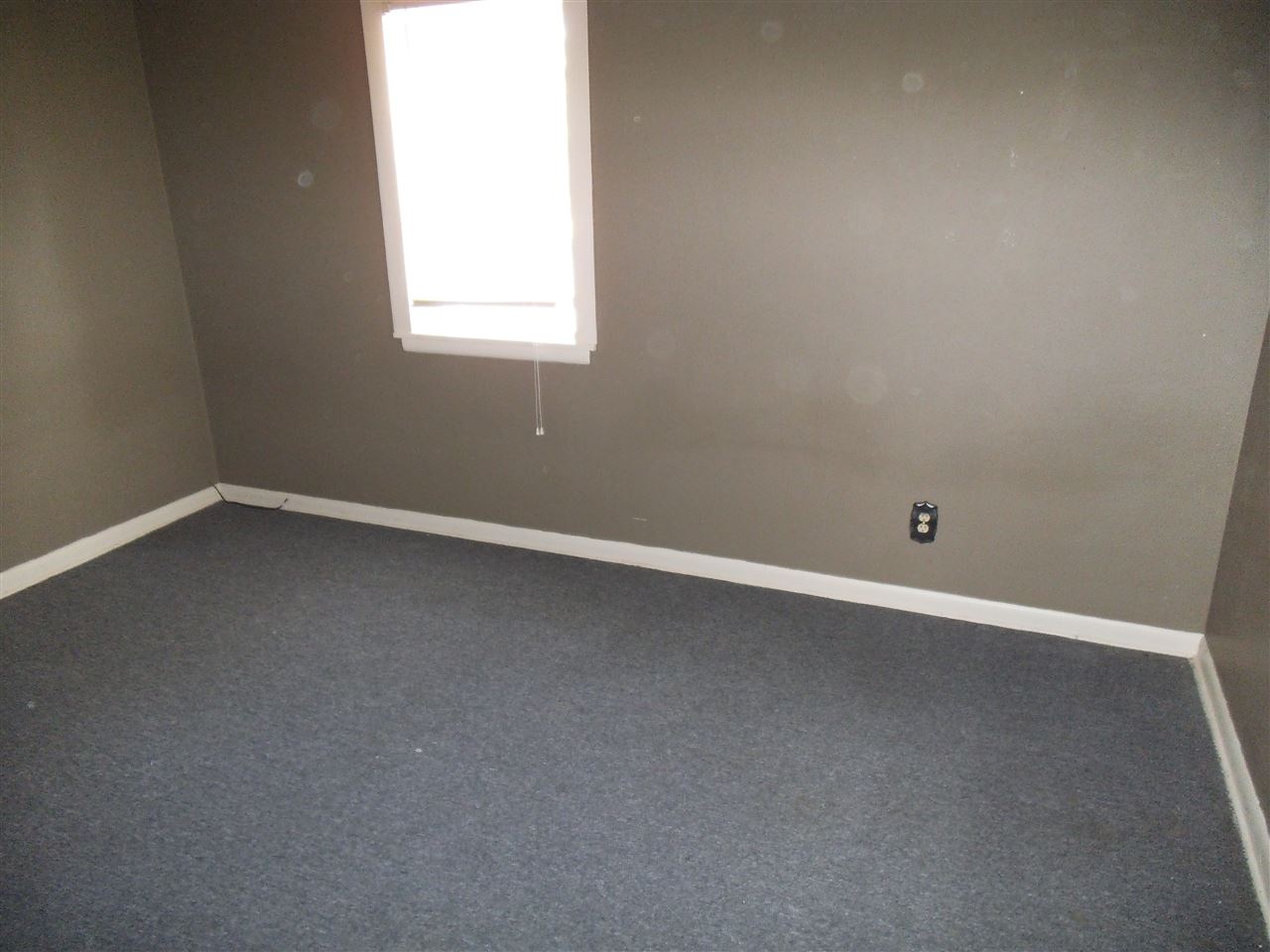908 Polk Street Bay City, MI 48708 - Photo 6 of 15 Gallery Image 6