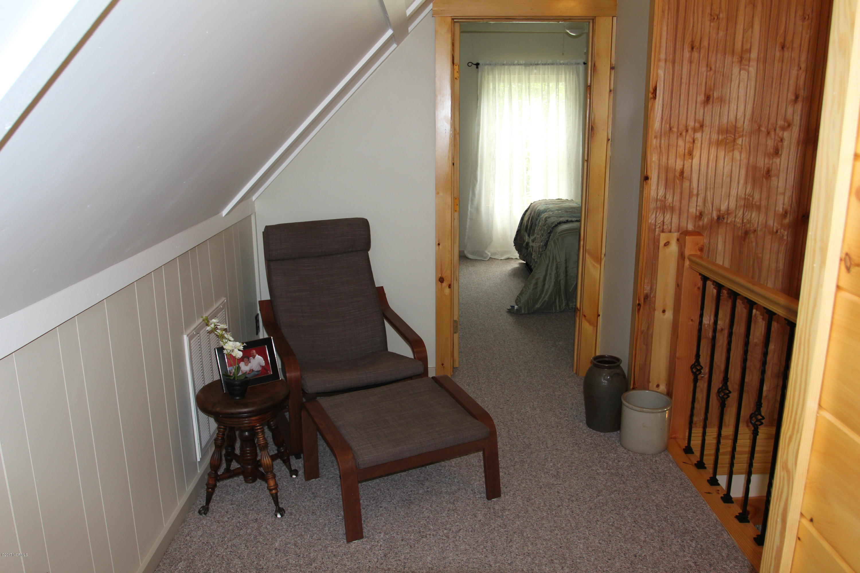 102 Deep Creek Road Chocowinity, NC 27817 - Photo 20 of 50 Loft for office or sitting room at the top of the stairs