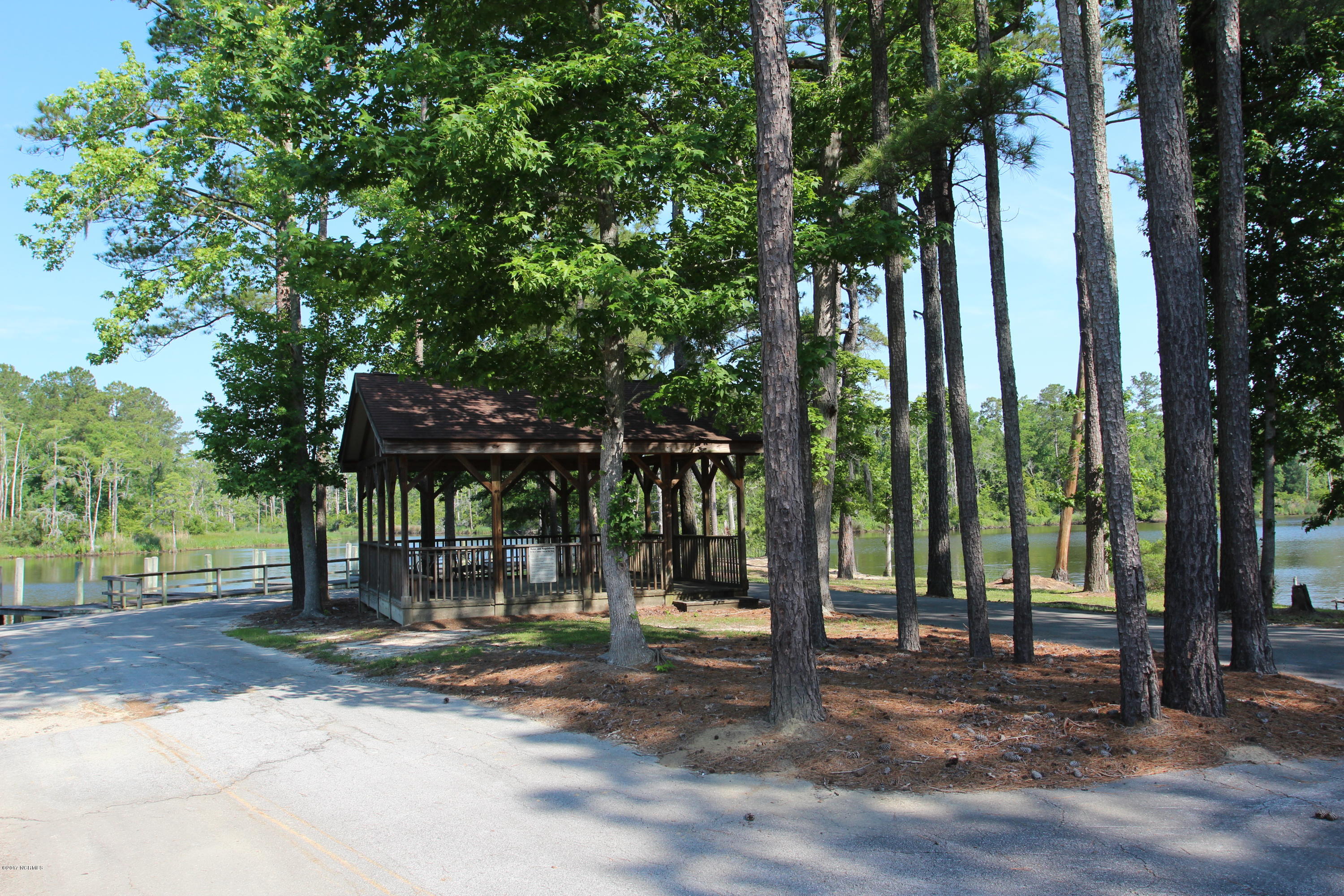 102 Deep Creek Road Chocowinity, NC 27817 - Photo 34 of 50 Gazebo overlooking the water
