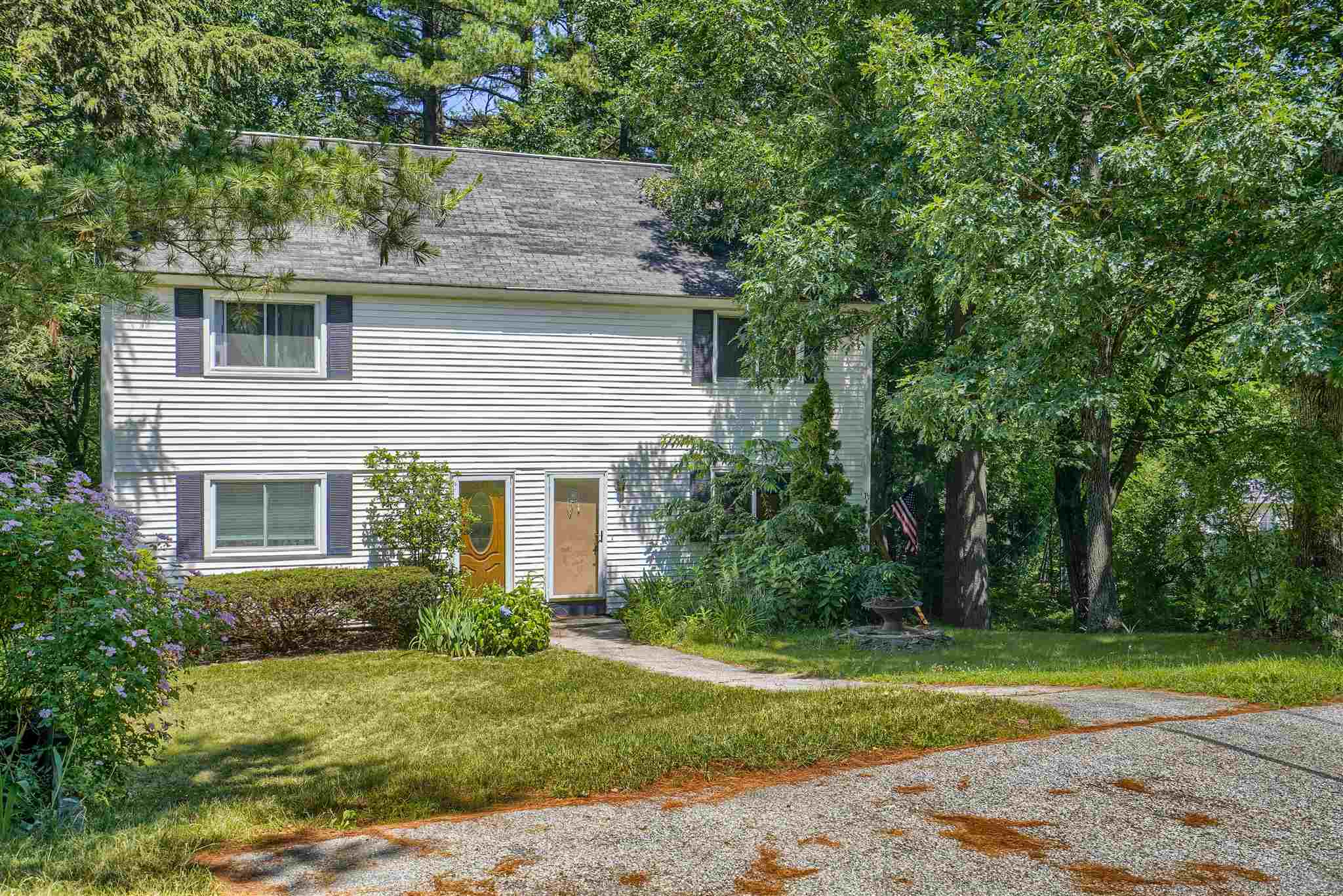1.5 Overlook Drive, Unit R Derry, NH 03038 - Photo 1 of 29 Gallery Image 1