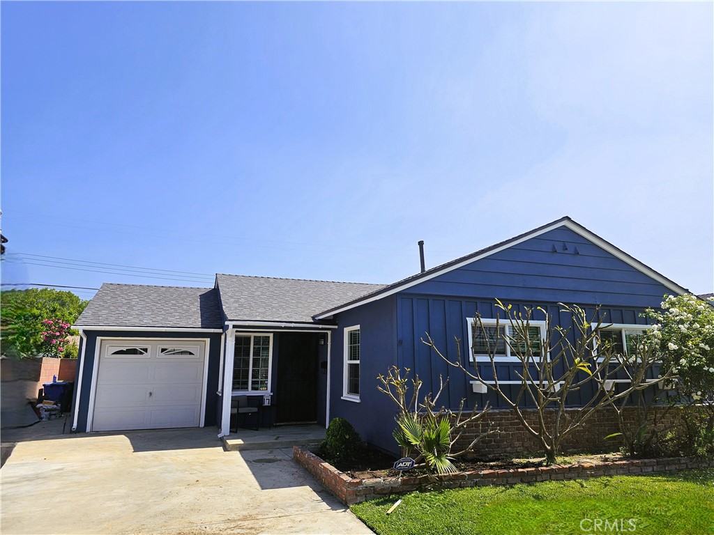 10620 Gridley Road Santa Fe Springs, CA 90670 - Photo 2 of 20