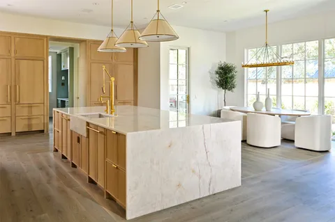 $6,995,000 | 11710 Wendover Lane, Houston, TX 77024