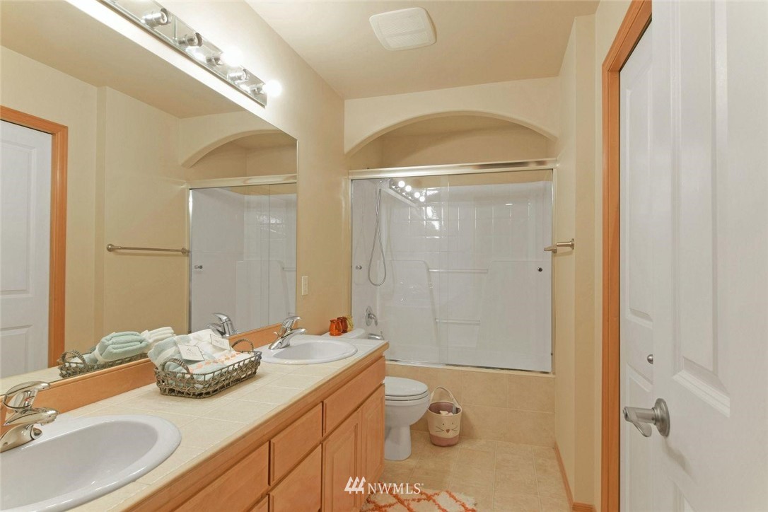 20725 37th Drive Southeast Bothell, WA 98021 - Photo 22 of 23