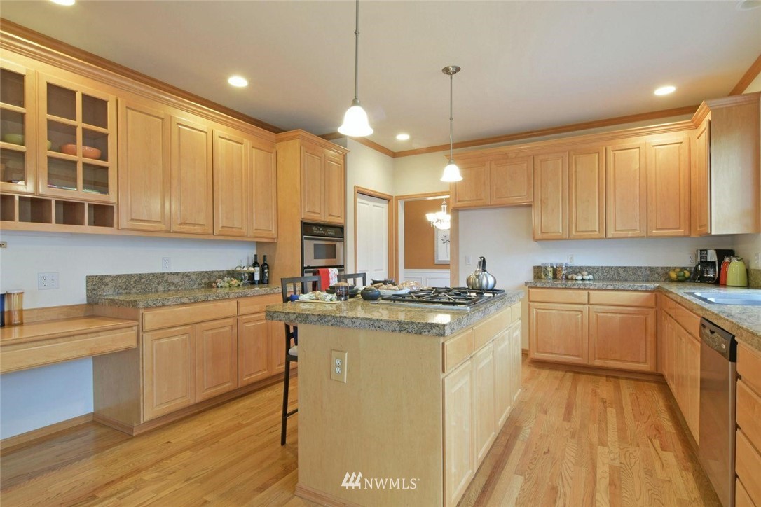 20725 37th Drive Southeast Bothell, WA 98021 - Photo 8 of 23