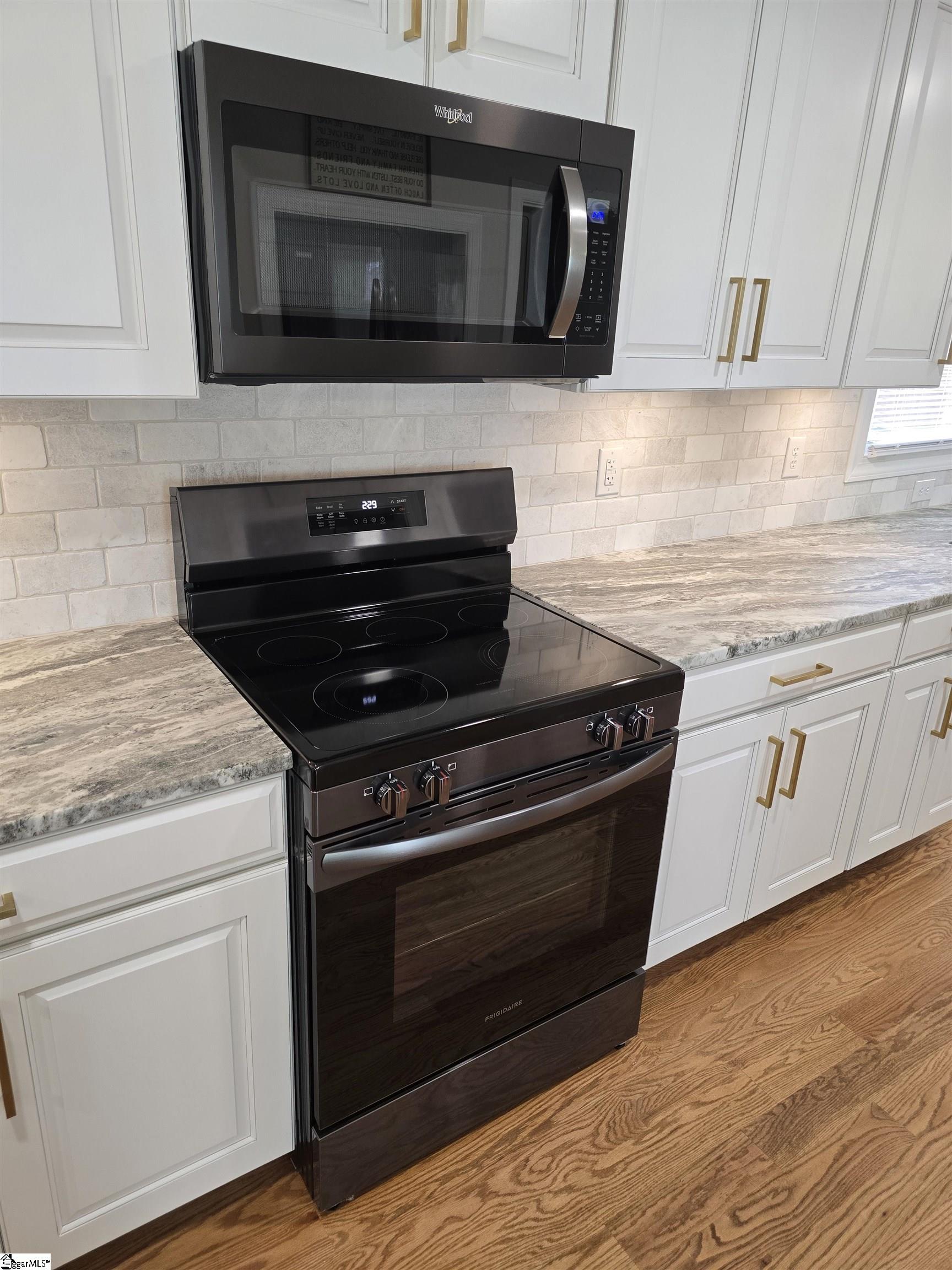 2 Barrett Court Mauldin, SC 29662 - Photo 11 of 35 Gallery Image 11