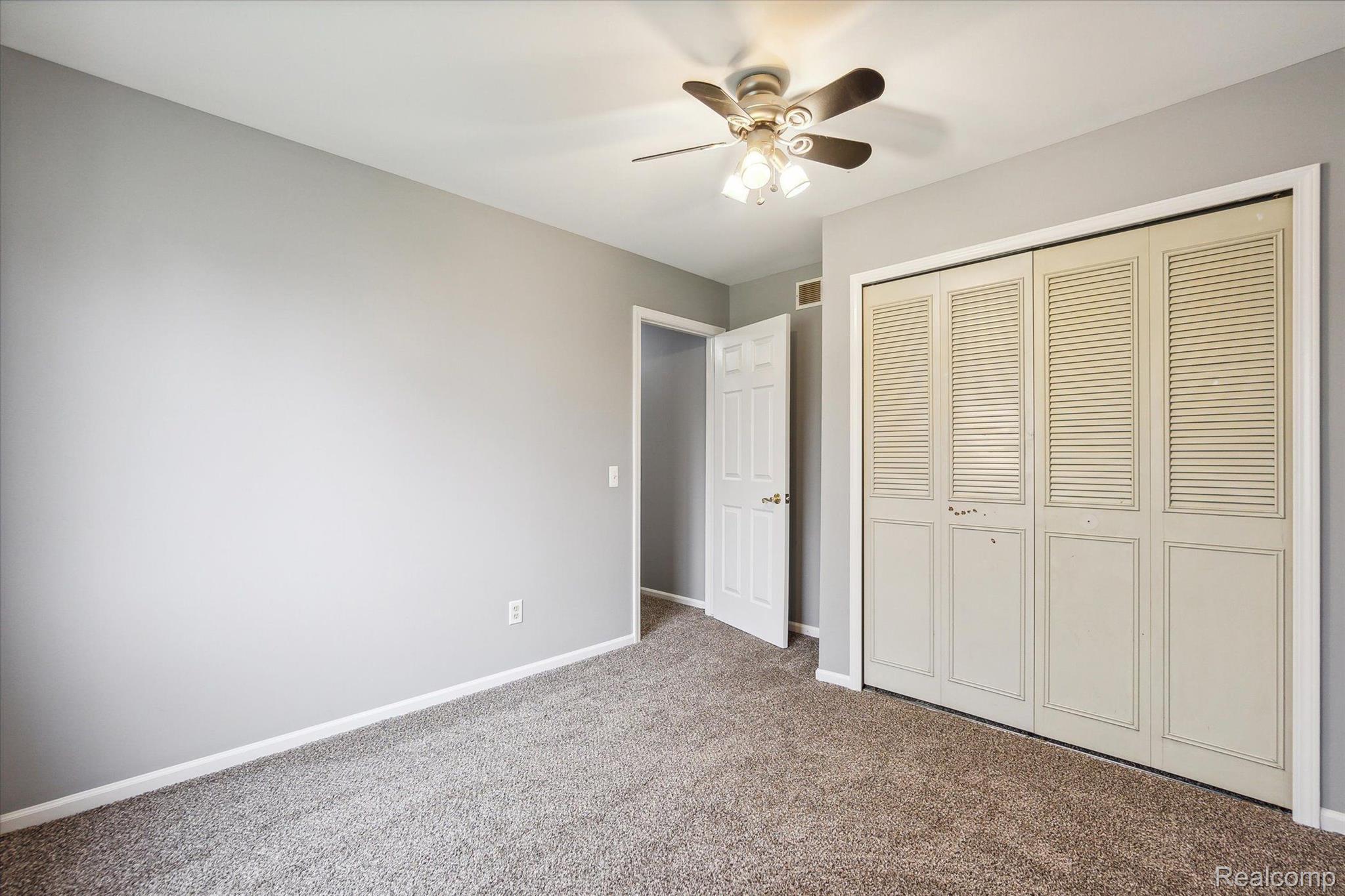 2196 South Vassar Road Burton, MI 48519 - Photo 26 of 39 Gallery Image 26