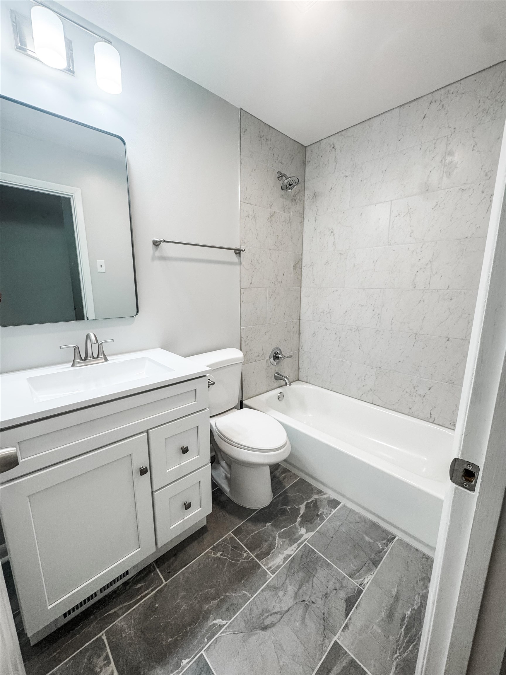 5504 Normandy Road Memphis, TN 38120 - Photo 12 of 16