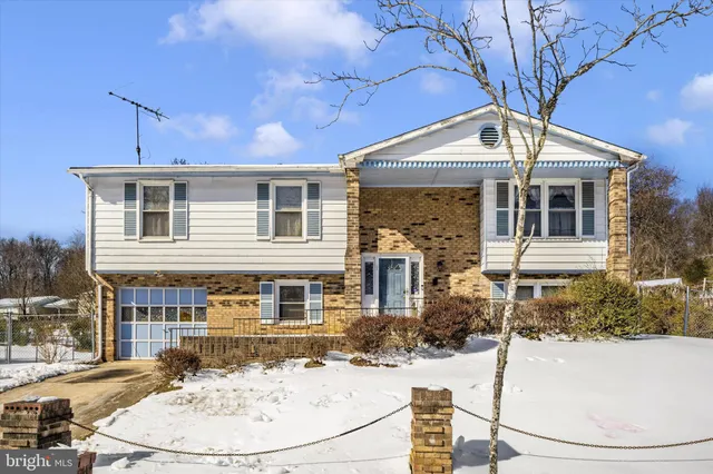 $425,000 | 7811 East Barrett Road, Fort Washington, MD 20744