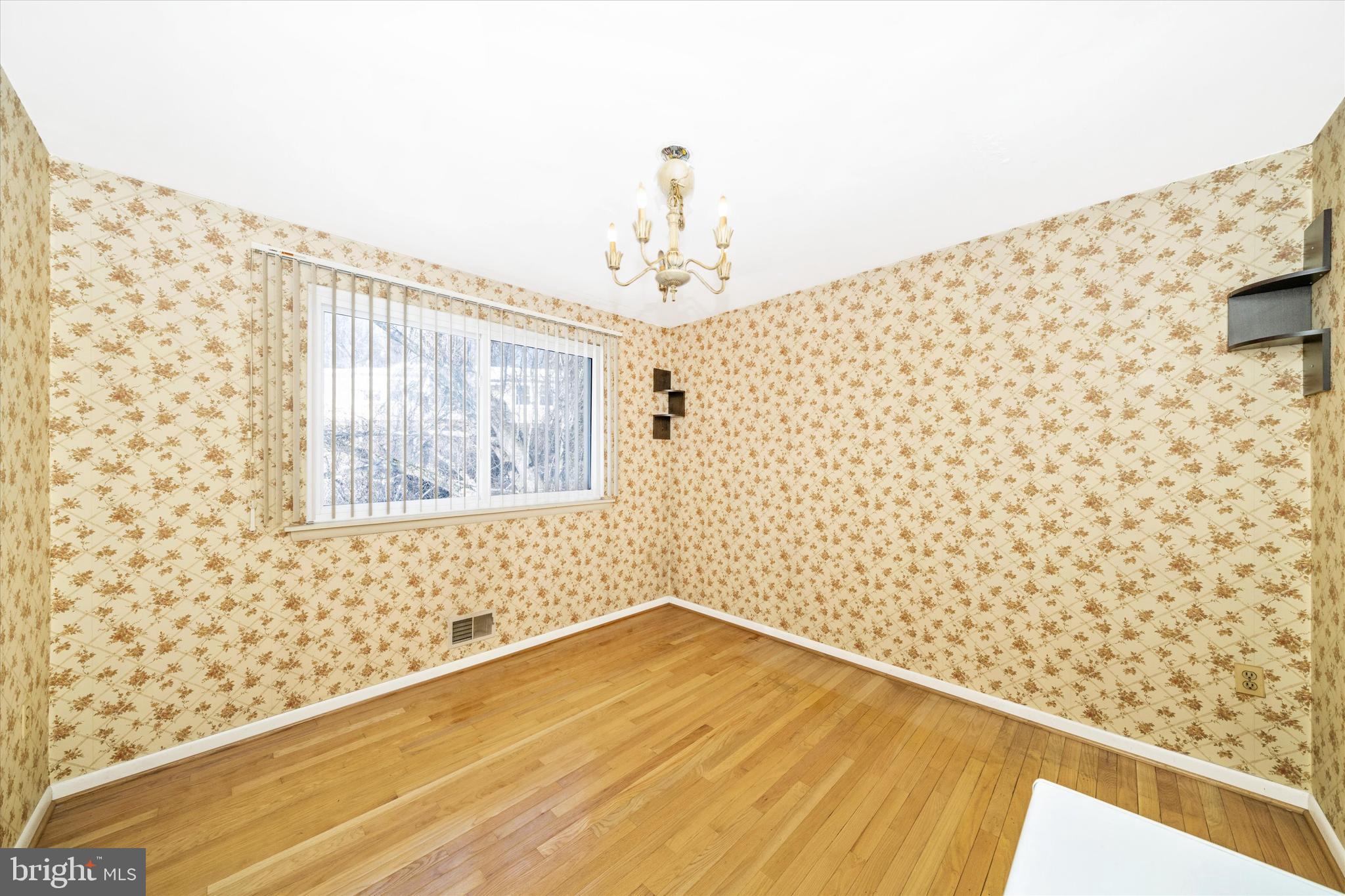 7811 East Barrett Road Fort Washington, MD 20744 - Photo 11 of 40 Dining Room