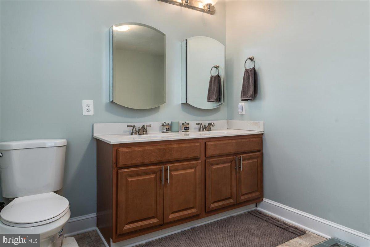 840 West Mount Harmony Road Owings, MD 20736 - Photo 17 of 38 His and hers sinks