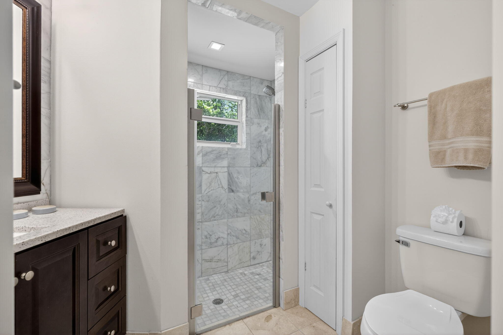 5741 Southeast Winged Foot Drive Stuart, FL 34997 - Photo 28 of 58 Guest Bathroom