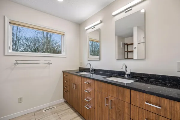 $784,900 | 14122 Prairie Road Northwest, Andover, MN 55304