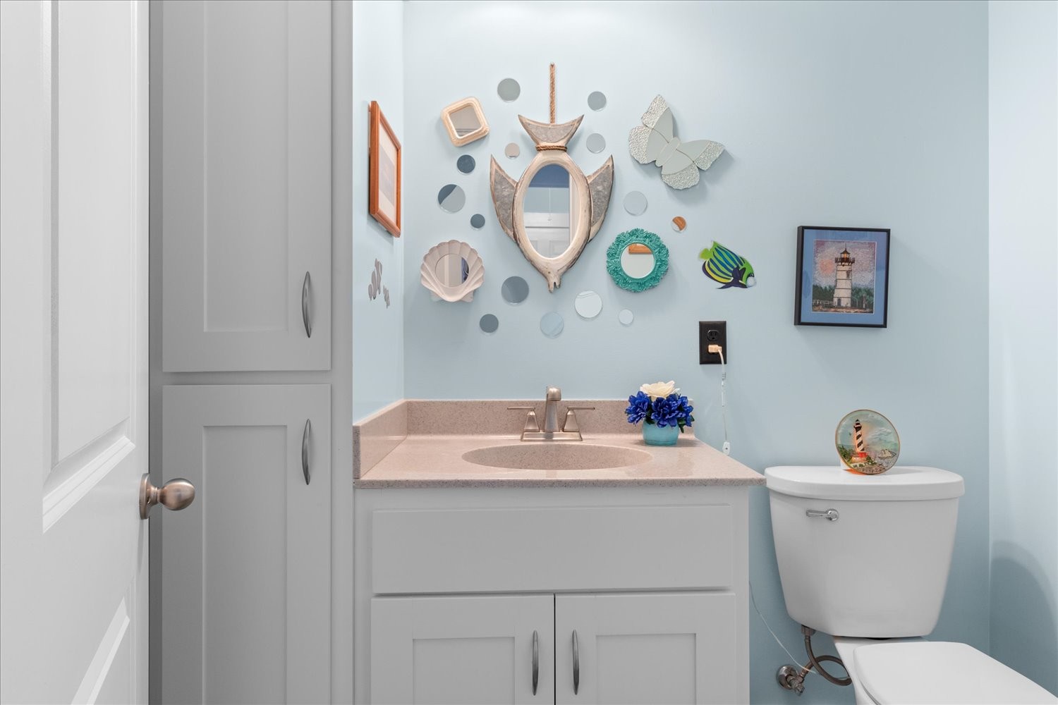 2526 Endsley Rankin Road Lewisburg, TN 37091 - Photo 20 of 49 a bathroom with a sink mirror and toilet