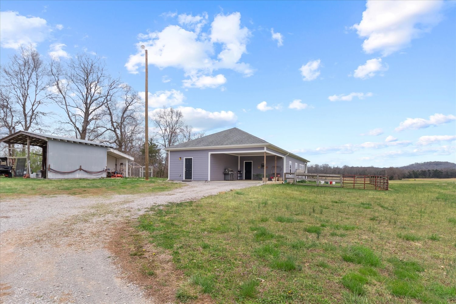 2526 Endsley Rankin Road Lewisburg, TN 37091 - Photo 29 of 49 a house view with a outdoor space