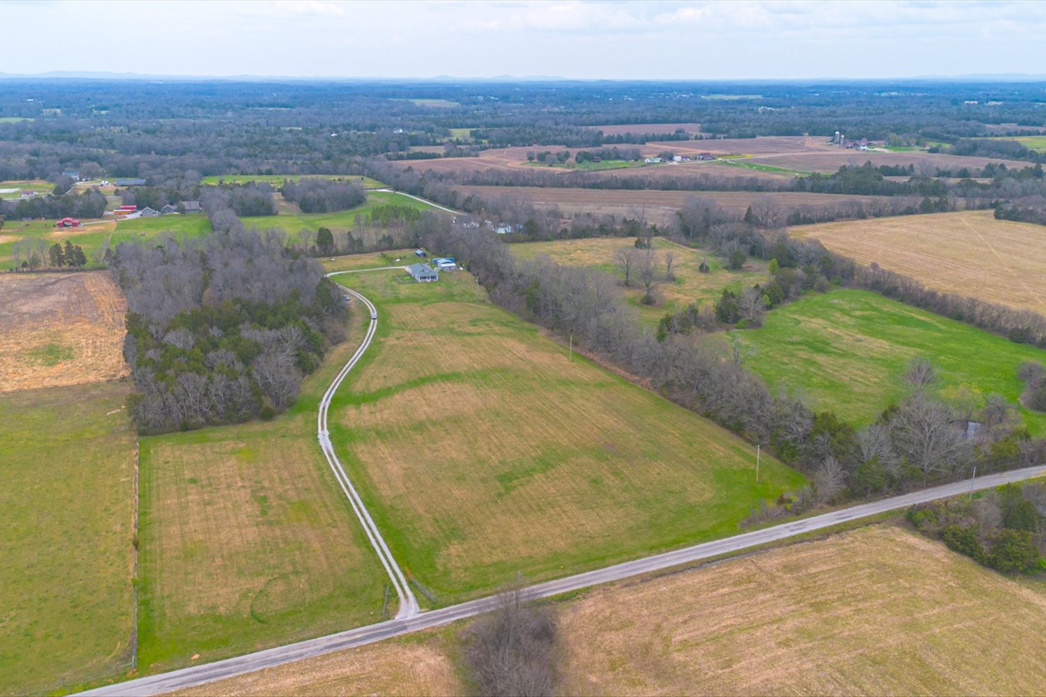 2526 Endsley Rankin Road Lewisburg, TN 37091 - Photo 36 of 49 a view of a city