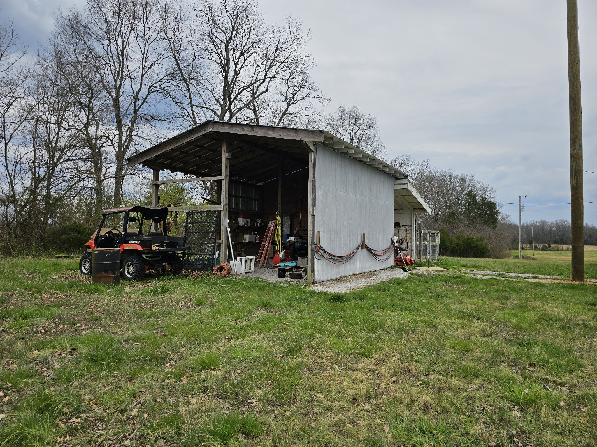 2526 Endsley Rankin Road Lewisburg, TN 37091 - Photo 47 of 49 a view of a house with backyard