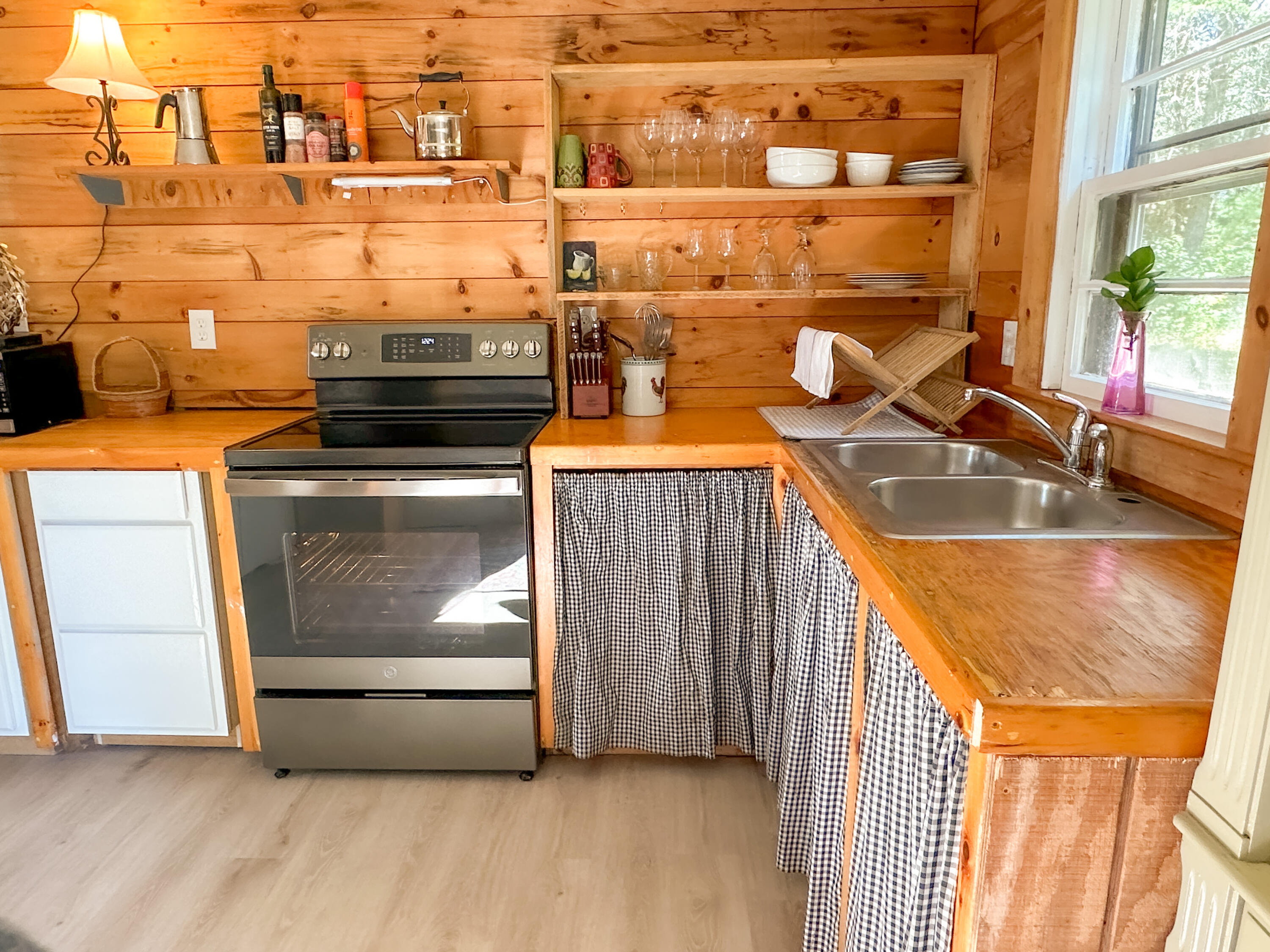 477 North Penobscot Road Penobscot, ME 04476 - Photo 31 of 101 IMG_1861