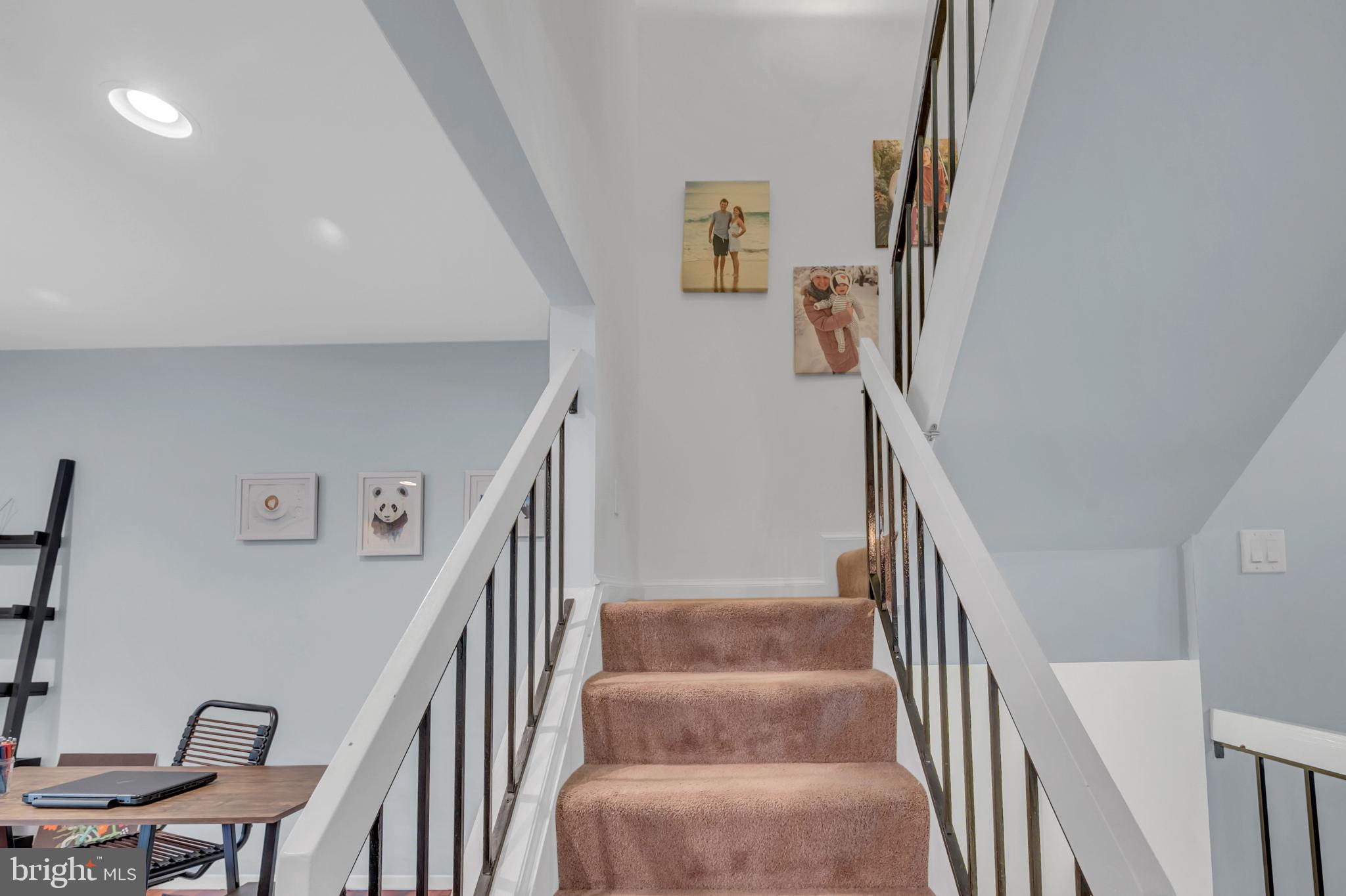 6002 Timber Hollow Lane Springfield, VA 22152 - Photo 10 of 28 Upper Level
