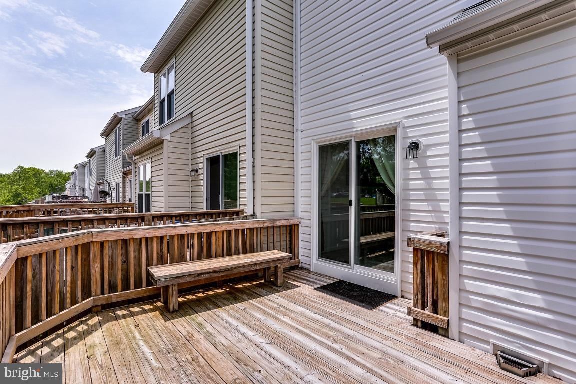 7407 Maury Road Baltimore, MD 21244 - Photo 12 of 39 Deck