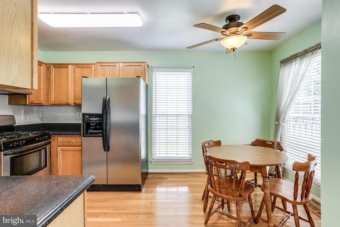 7407 Maury Road Baltimore, MD 21244 - Photo 14 of 39 Kitchen