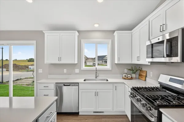 $404,900 | 913 Brandenburg Lane, Waverly, MN 55390