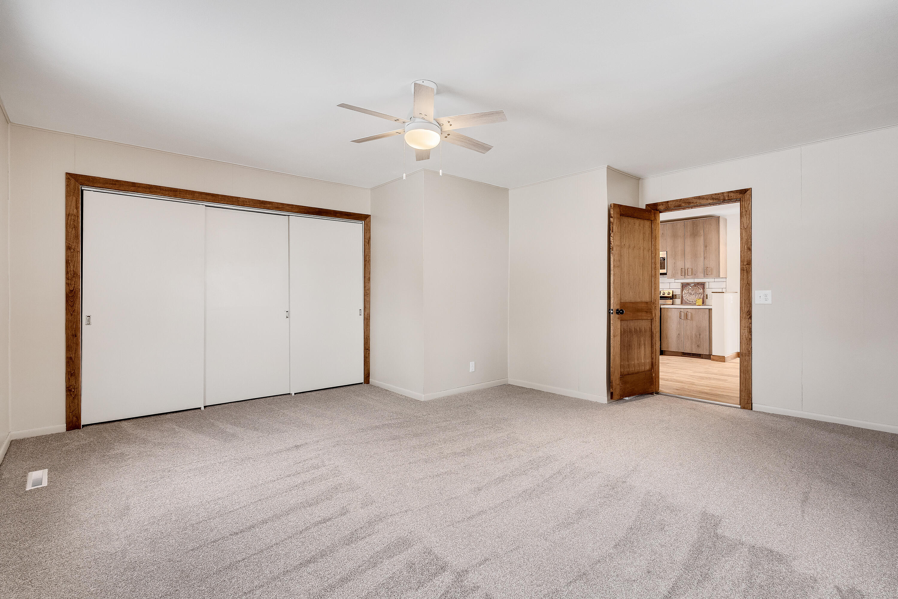 200 Grove Street Sparta, WI 54656 - Photo 11 of 41 18__DSC5087_mls