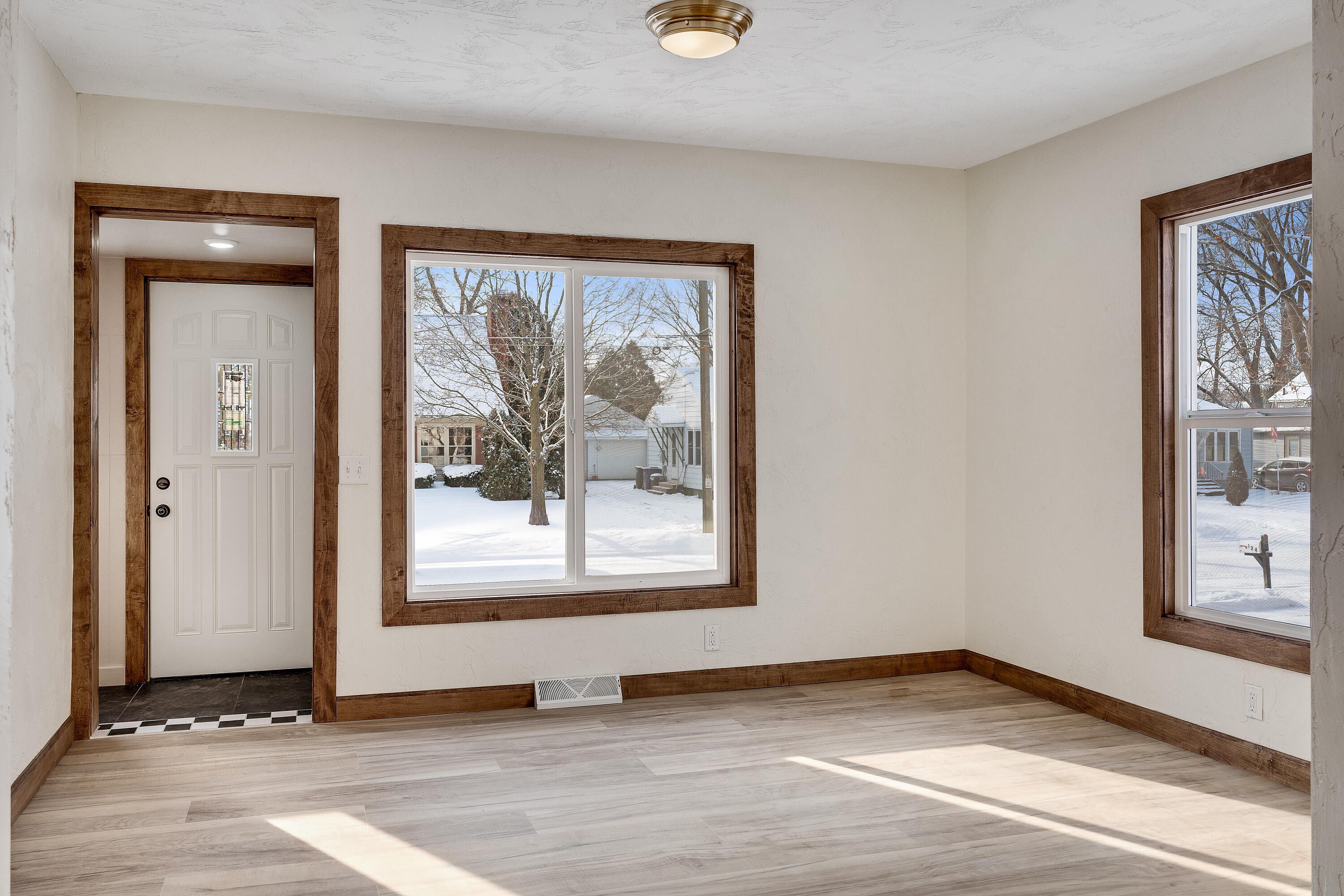 200 Grove Street Sparta, WI 54656 - Photo 3 of 41 09__DSC4887_mls