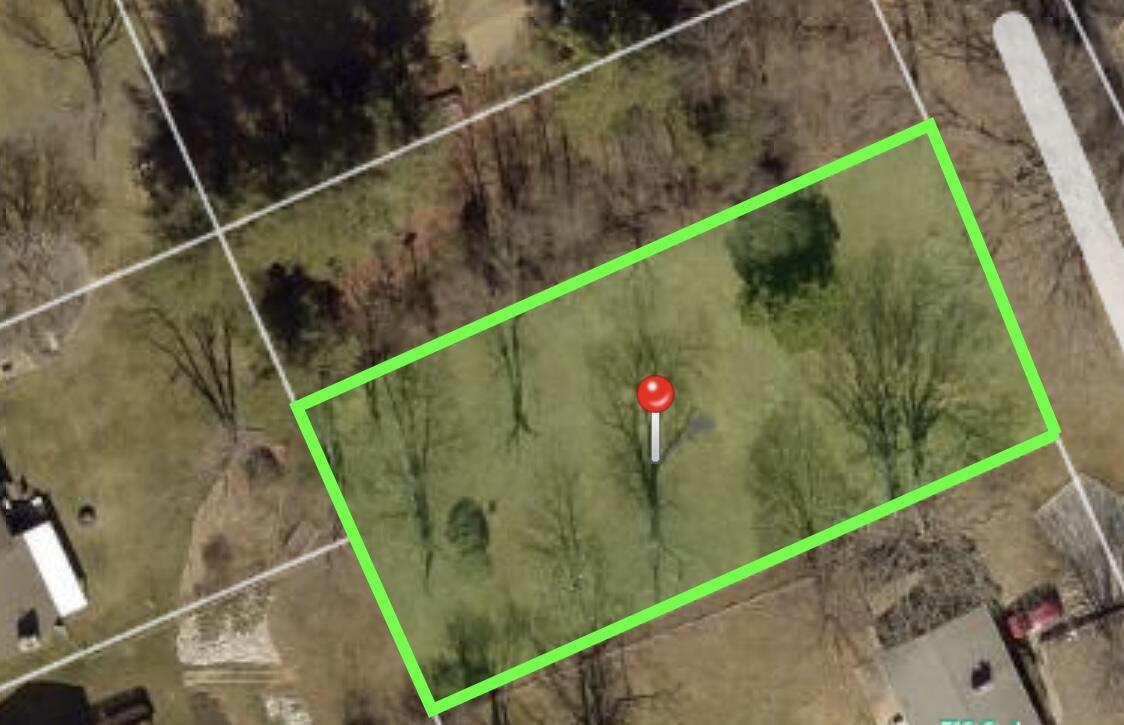 0 Chester Drive Roanoke, VA 24019 - Photo 2 of 2 a view of a backyard