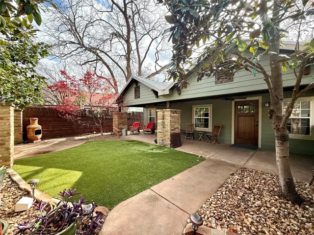 $1,795 | 4214 Bellvue Avenue, Unit B, Austin, TX 78756