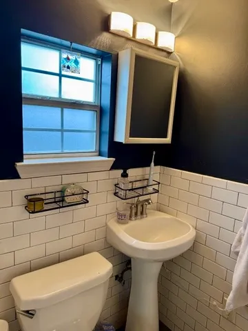 $1,850 | 4214 Bellvue Avenue, Unit B, Austin, TX 78756