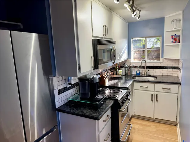 $1,850 | 4214 Bellvue Avenue, Unit B, Austin, TX 78756