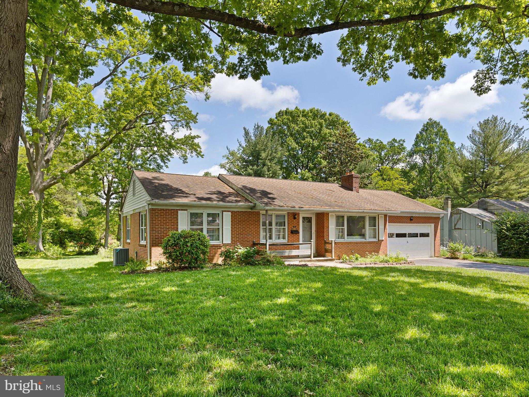 111 Cheltenham Road Newark, DE 19711 - Photo 1 of 31 Welcome to 111 Cheltenham!