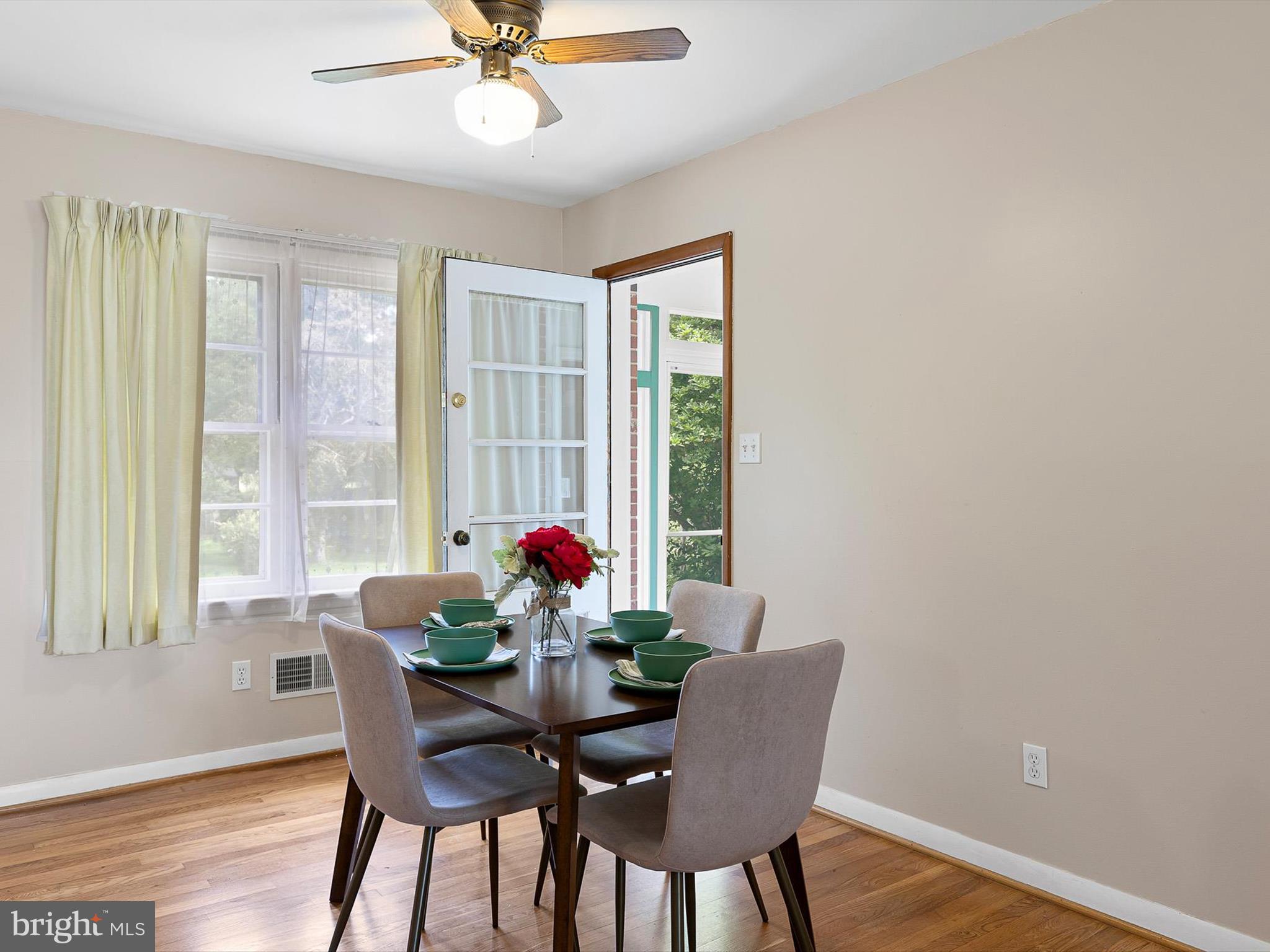 111 Cheltenham Road Newark, DE 19711 - Photo 10 of 31 Dining Area