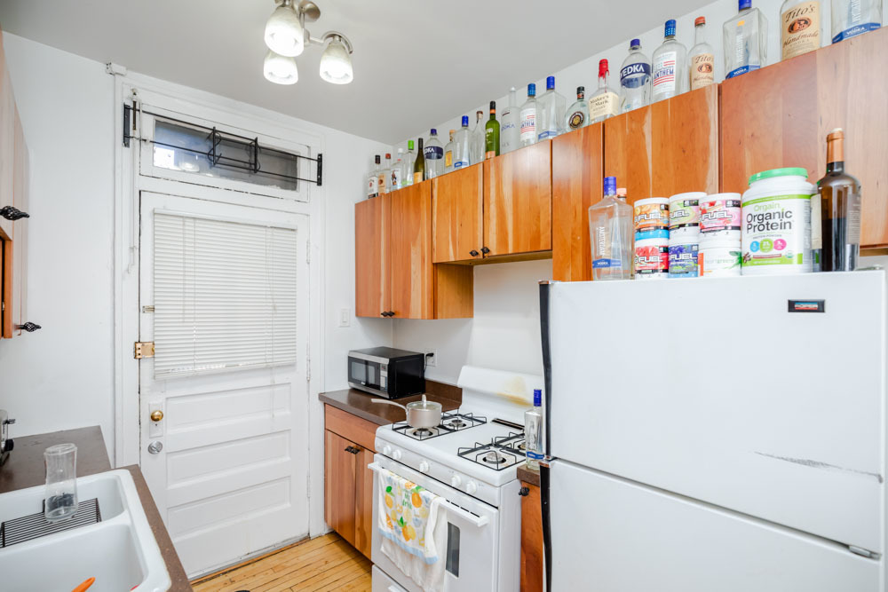 3808 West Irving Park Road, Unit 10 Chicago, IL 60618 - Photo 4 of 9