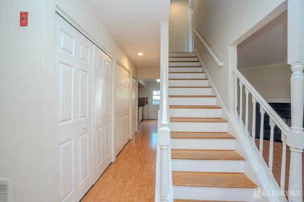$499,999 | 4 Pond View Drive, Plainsboro, NJ 08536