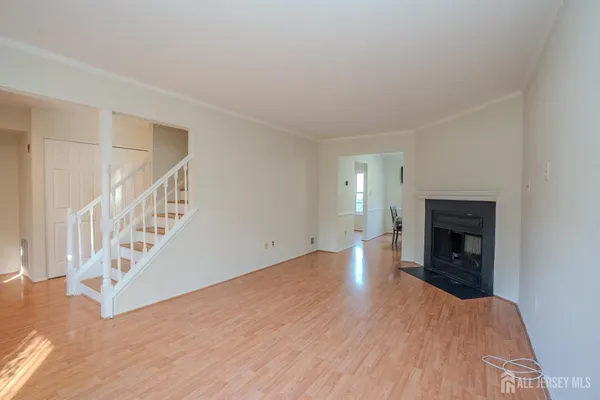 $499,999 | 4 Pond View Drive, Plainsboro, NJ 08536