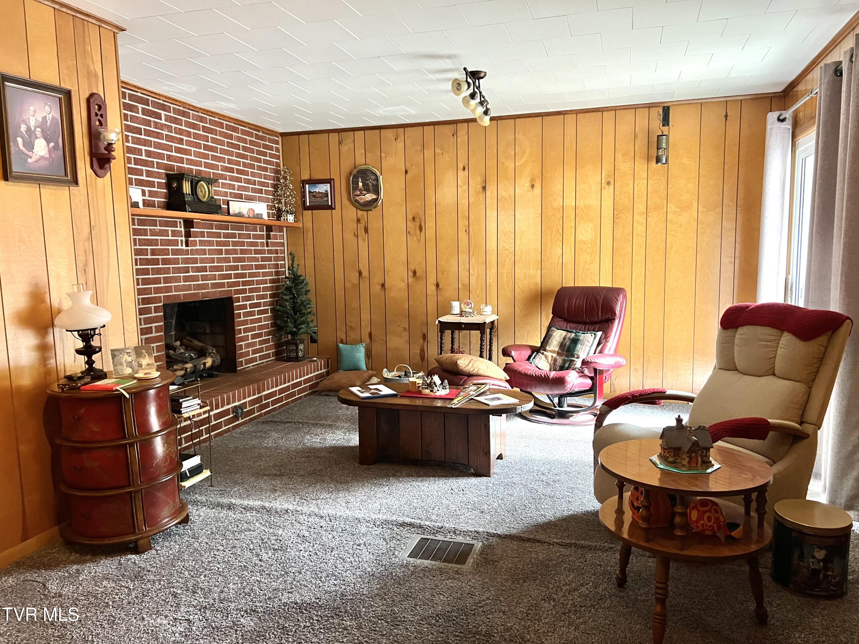 1645 Newtown Road Appalachia, VA 24216 - Photo 20 of 24 IMG_4794