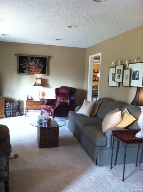 889 Fieldstone Court Rochester Hills, MI 48309 - Photo 6 of 18