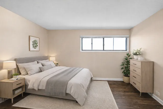 $2,095 | 107 Tonset Court, Unit 107, Schaumburg, IL 60193