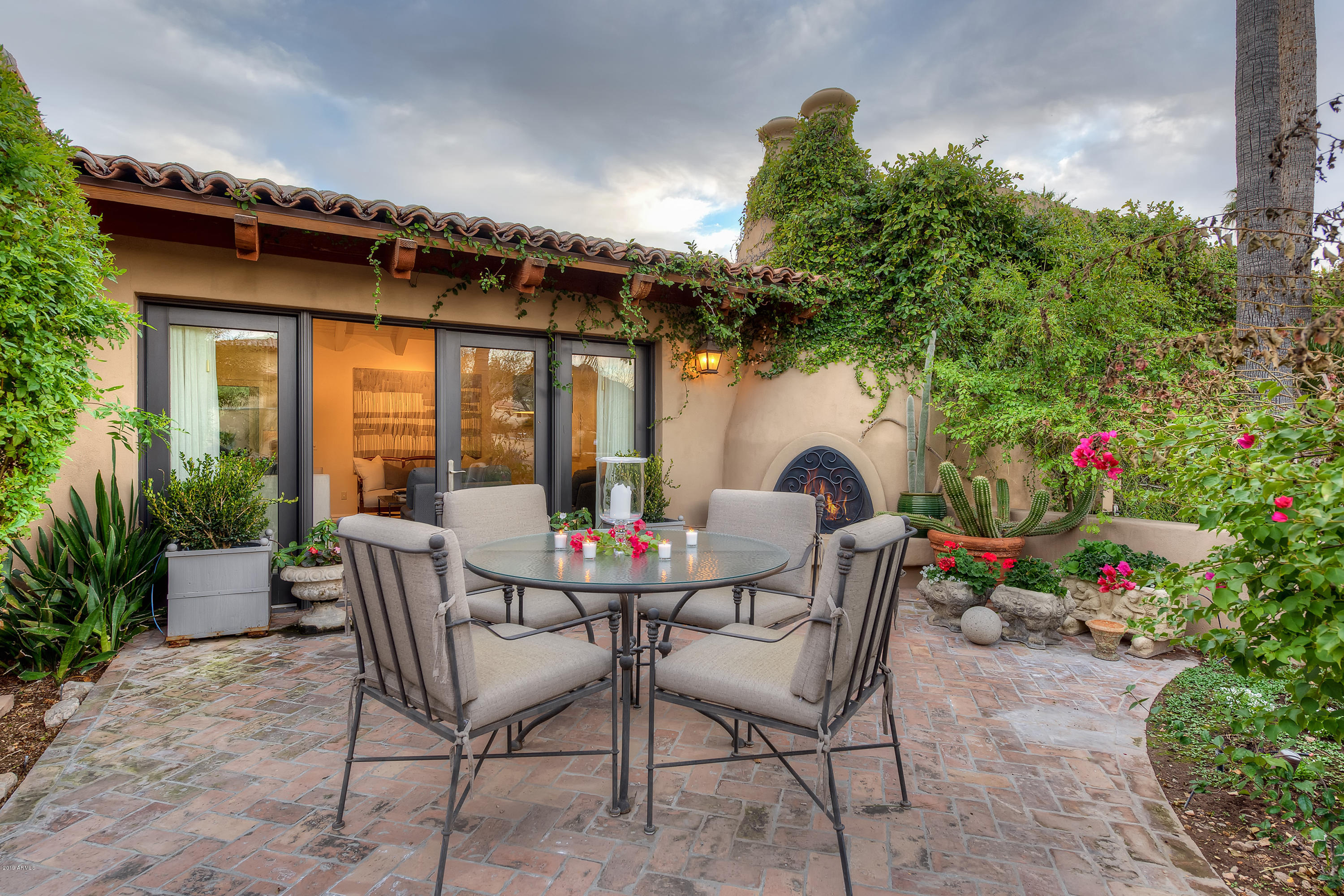 4641 East Pebble Ridge Road Paradise Valley, AZ 85253 - Photo 29 of 41 Courtyard