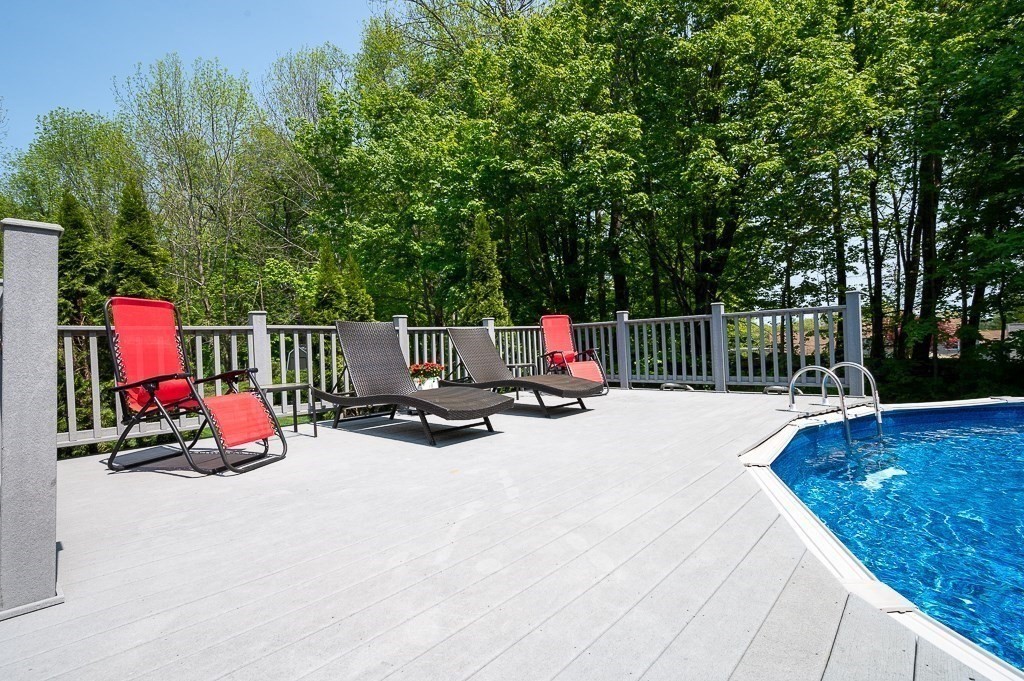 239 North Sturbridge Road Charlton, MA 01507 - Photo 7 of 28